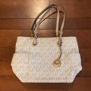 Michael Kors EW signature tote